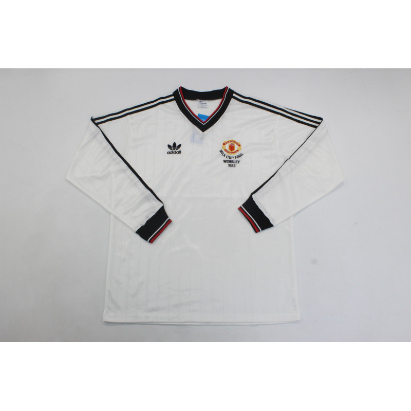 Manchester United Retro Manga Larga Final Milk Cup Visitante 83 Manchester United Retro Manga Larga Final Milk Cup Visitante 83