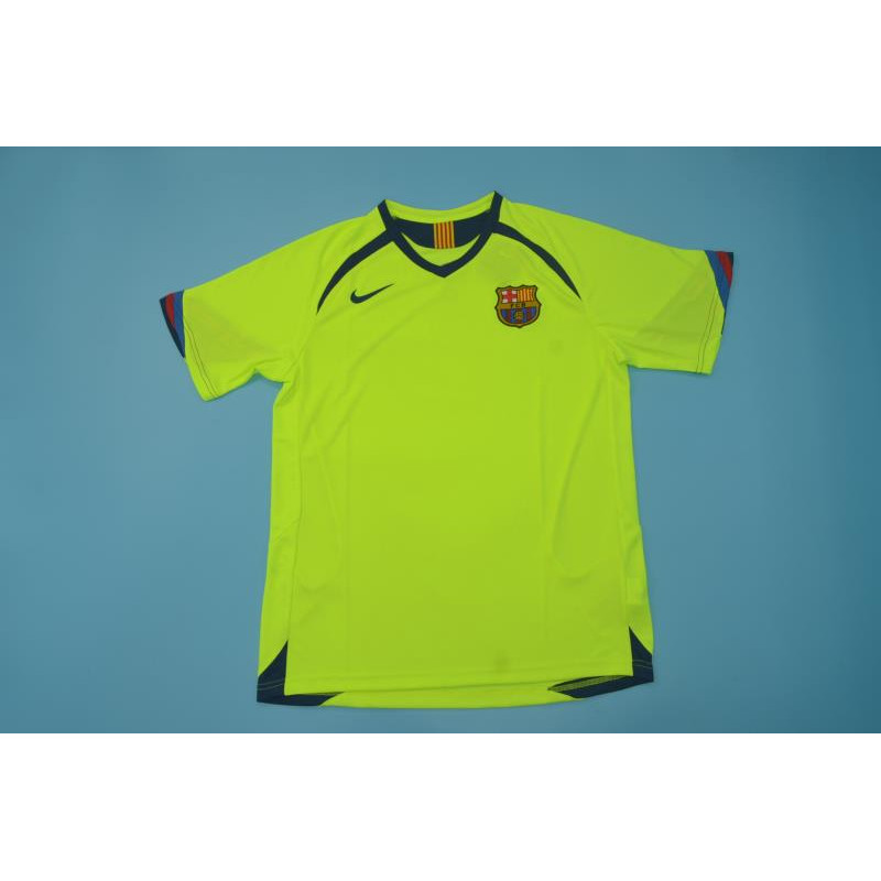 Barcelona Retro Visitante 05-06 Barcelona Retro Visitante 05-06