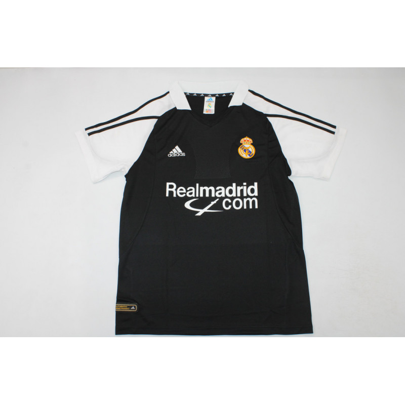 Real Madrid Retro Visitante 01-02 Real Madrid Retro Visitante 01-02