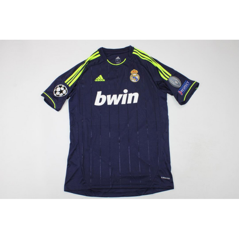 Real Madrid Retro Visitante 12-13 Real Madrid Retro Visitante 12-13