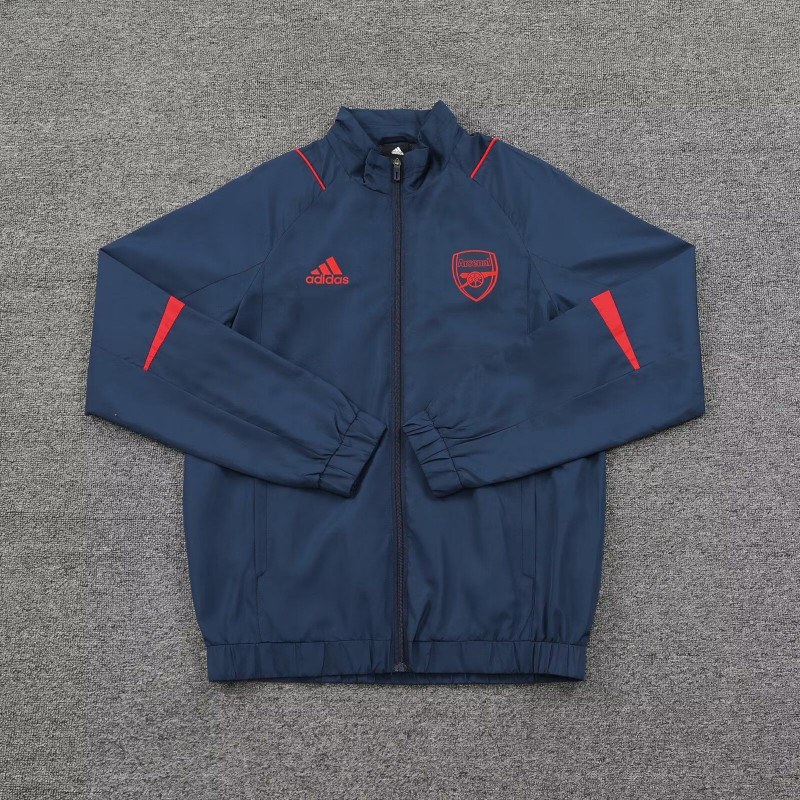Arsenal Cortavientos Azul detalles Rojo Arsenal Cortavientos Azul detalles Rojo