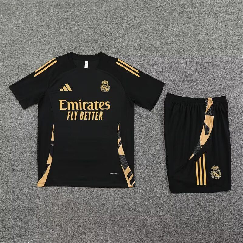 Kit Entrenamiento Real Madrid Negro 24-25 Kit Entrenamiento Real Madrid Negro 24-25