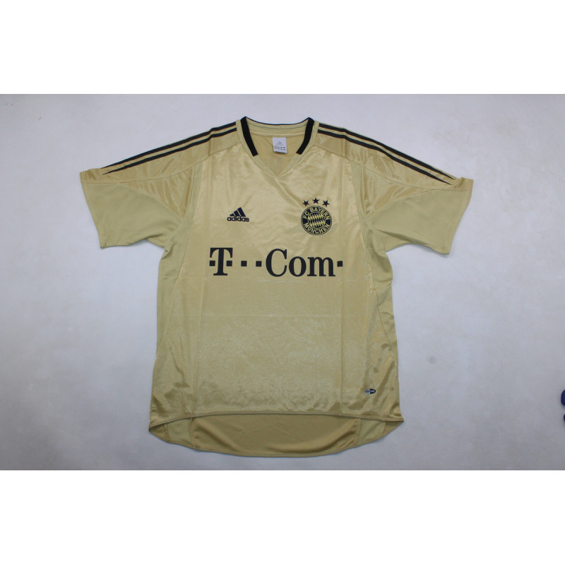 Bayern Munich Retro Visitante 04-05 Bayern Munich Retro Visitante 04-05
