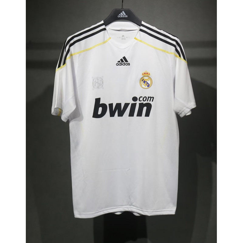 Real Madrid Retro Player Version Local 09-10 Real Madrid Retro Player Version Local 09-10