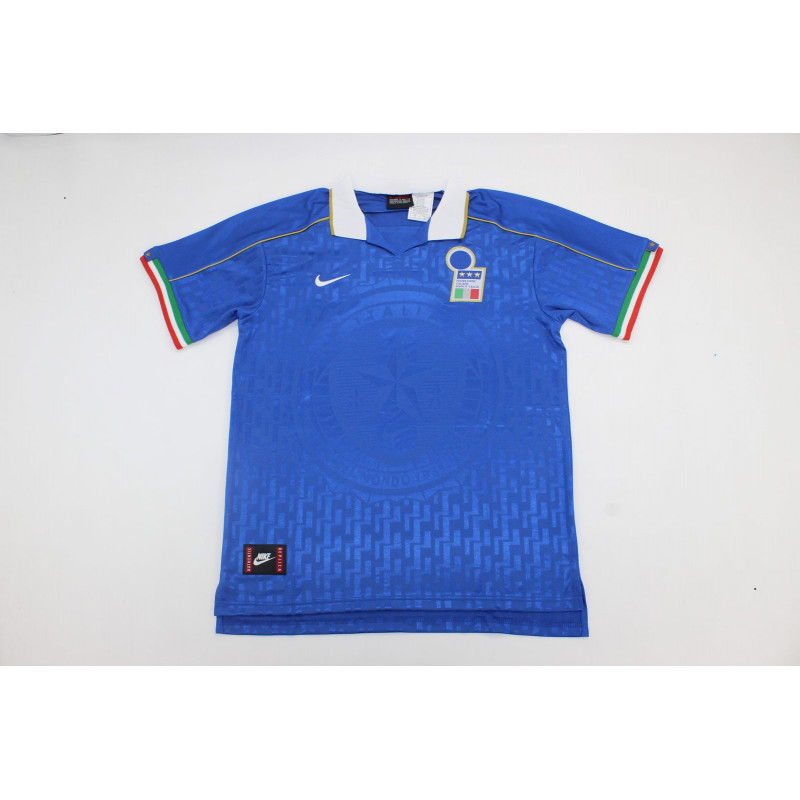 Italia Retro Local 1995 Italia Retro Local 1995