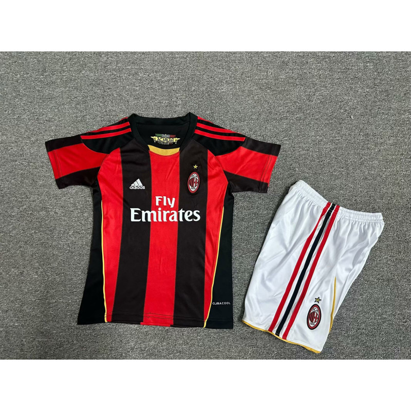 Milan Retro KIT NIÑO Local 10-11 Milan Retro KIT NIÑO Local 10-11