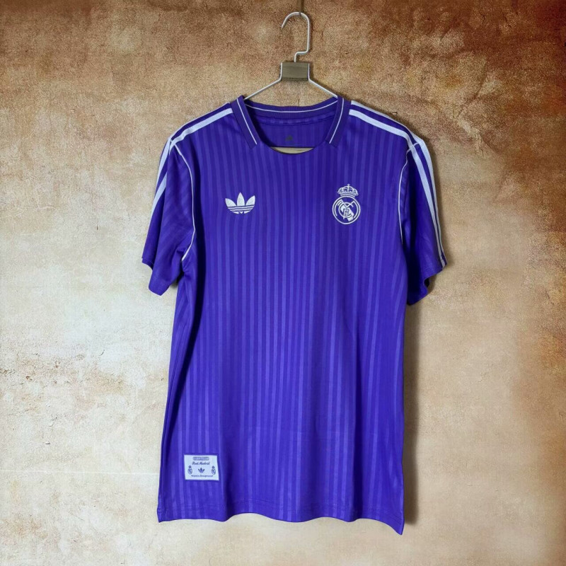 Real Madrid Estilo Retro Morado Real Madrid Estilo Retro Morado