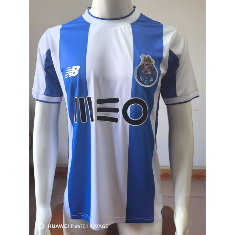 Oporto Retro Local 17-18 Oporto Retro Local 17-18