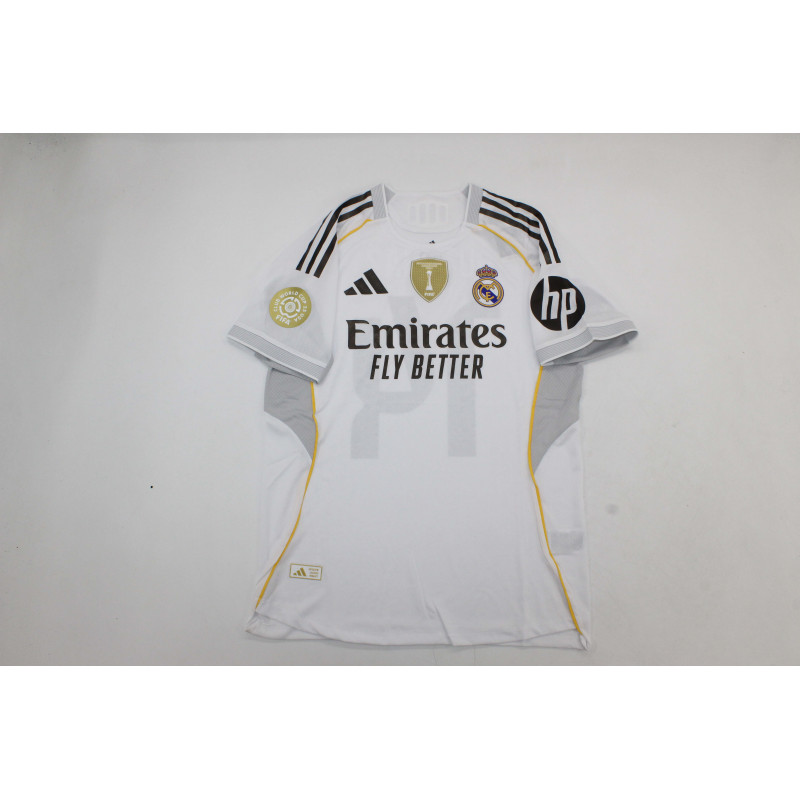 Real Madrid Player Version Local 25-26 Real Madrid Player Version Local 25-26