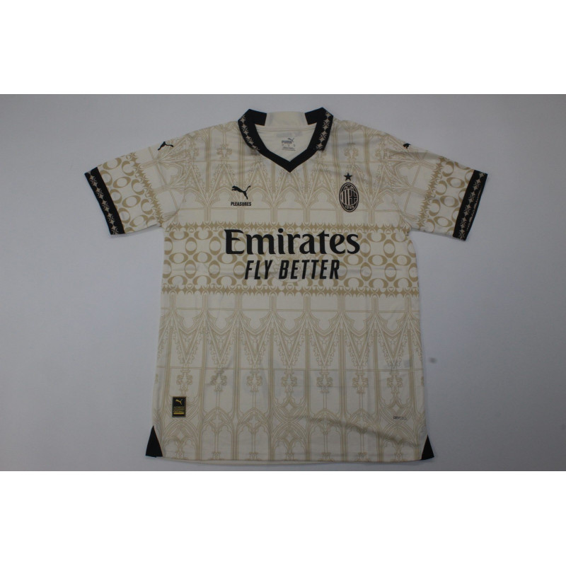 Milan x Pleasures Crema 23-24 Milan x Pleasures Crema 23-24