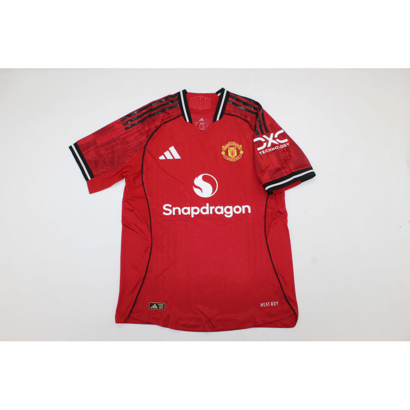 Manchester United Player Version Local 25-26 Manchester United Player Version Local 25-26