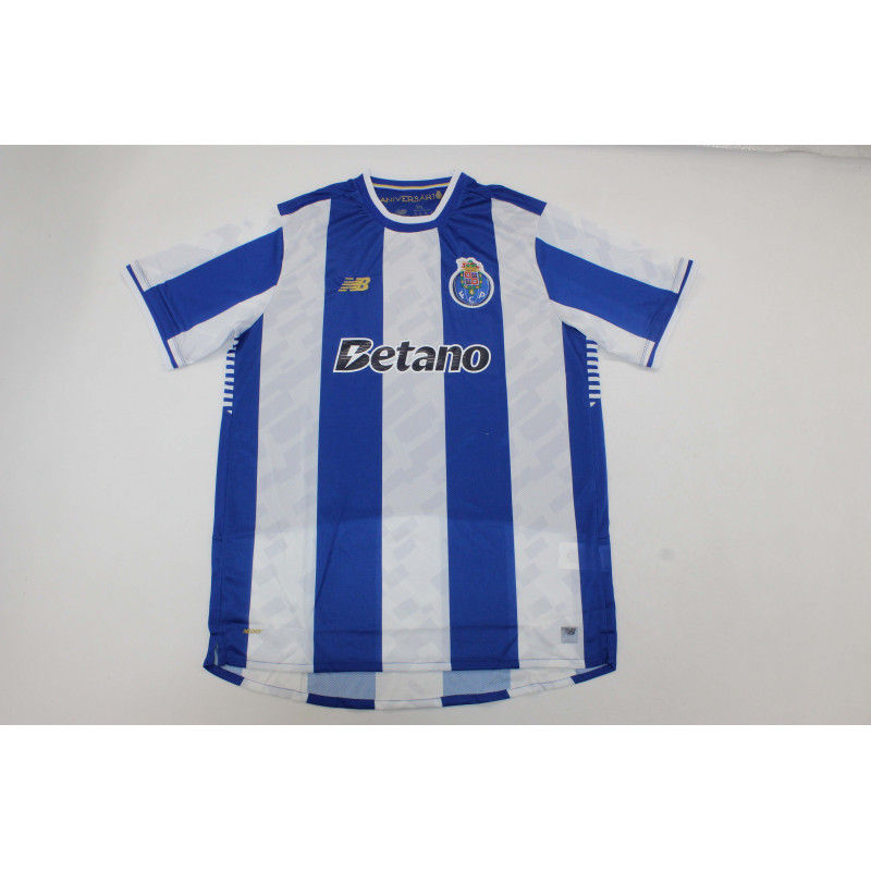 Oporto Local 25-26 Oporto Local 25-26