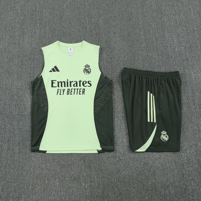 Kit Entrenamiento Real Madrid Sin Mangas Verde 25-26 Kit Entrenamiento Real Madrid Sin Mangas Verde 25-26