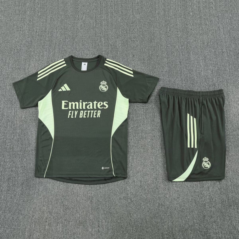 Kit Entrenamiento Real Madrid Verde Oscuro 25-26 Kit Entrenamiento Real Madrid Verde Oscuro 25-26