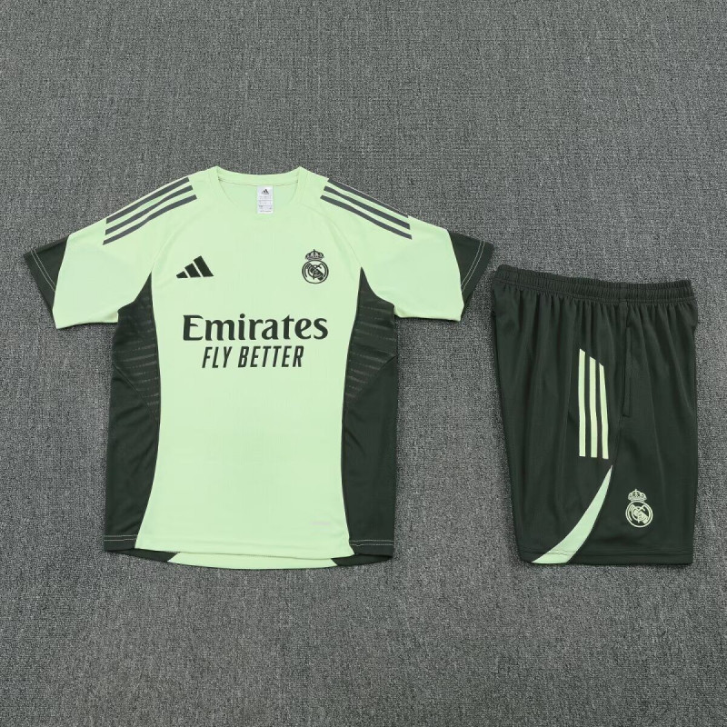Kit Entrenamiento Real Madrid Verde Claro 25-26 Kit Entrenamiento Real Madrid Verde Claro 25-26