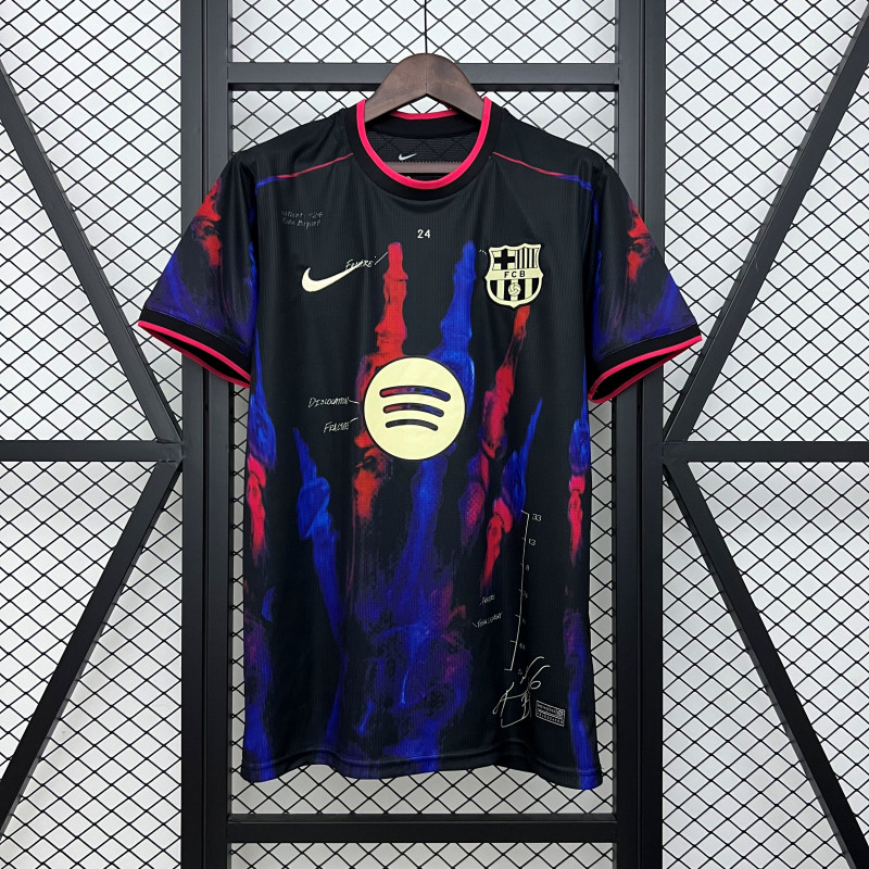 Barcelona Especial Concept 25-26 Barcelona Especial Concept 25-26
