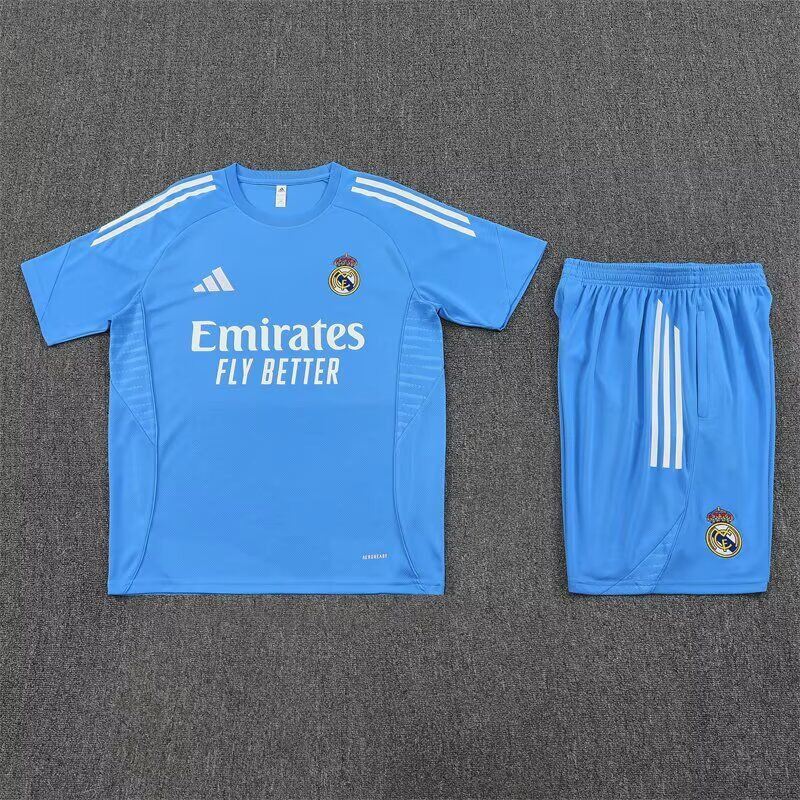Kit Entrenamiento Real Madrid Azul 25-26 Kit Entrenamiento Real Madrid Azul 25-26