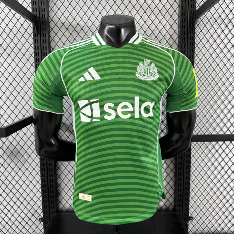 Newcastle Player Version Visitante 25-26 Newcastle Player Version Visitante 25-26