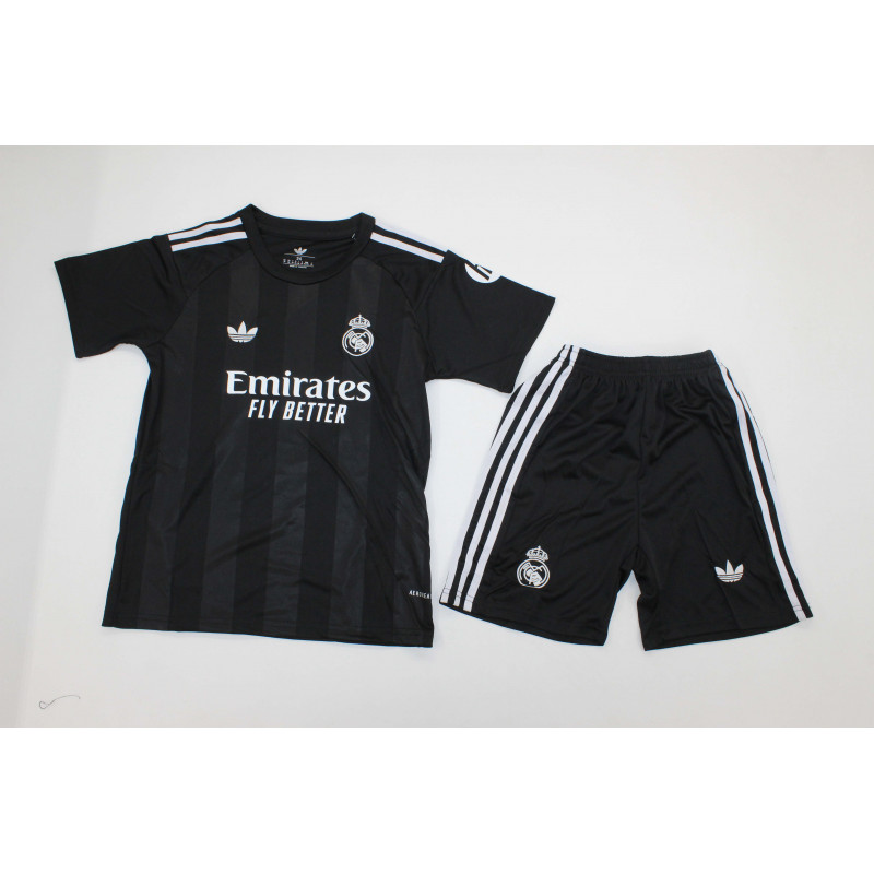 Real Madrid KIT NIÑO Portero Negra 25-26 Real Madrid KIT NIÑO Portero Negra 25-26