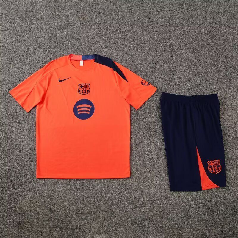 Kit Entrenamiento Barcelona Naranja 25-26 Kit Entrenamiento Barcelona Naranja 25-26