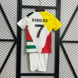 Cristiano Ronaldo Equipos KIT NIÑO Especial 25-26