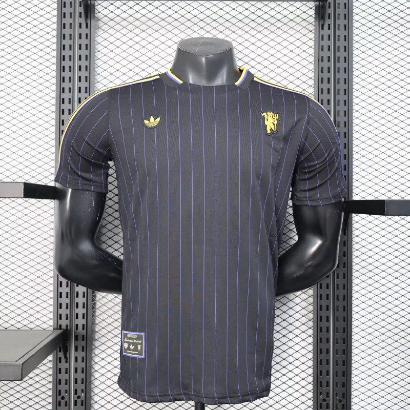Manchester United Player Version Icon Negra 25-26