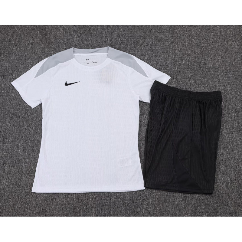 Kit Entrenamiento Blanco NK player Kit Entrenamiento Blanco NK player
