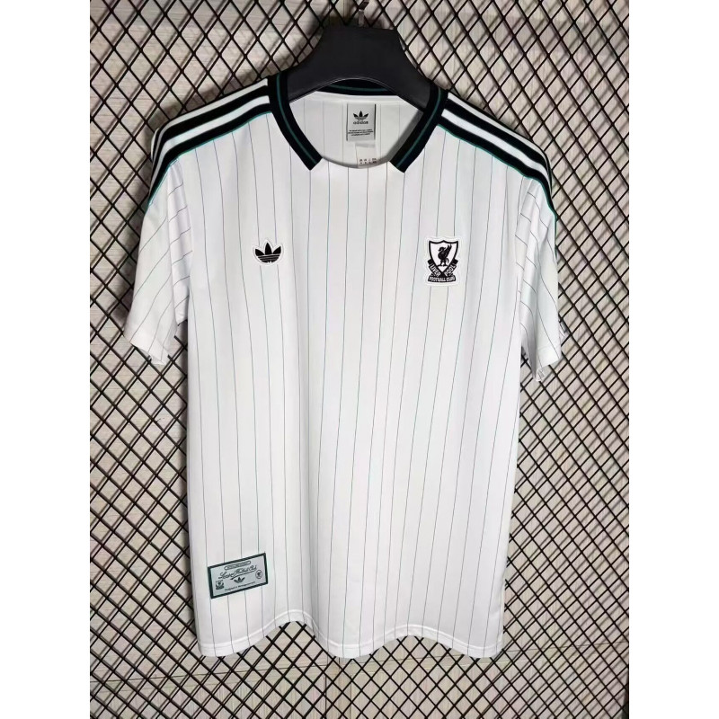 Liverpool Icon Blanca 25-26 Liverpool Icon Blanca 25-26