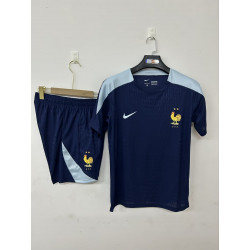 Kit Entrenamiento Francia Player Version 25-26