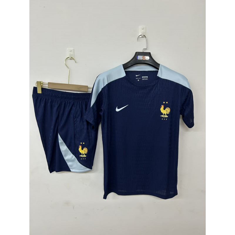 Kit Entrenamiento Francia Player Version 25-26 Kit Entrenamiento Francia Player Version 25-26