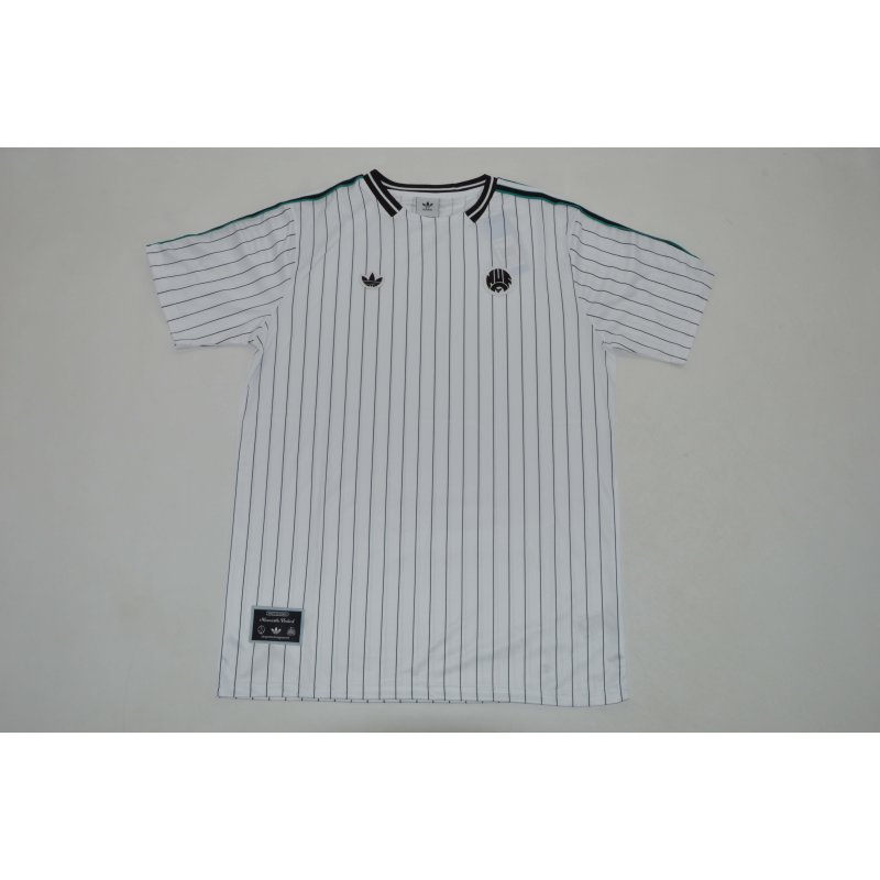 Newcastle Icon Blanco 25-26 Newcastle Icon Blanco 25-26