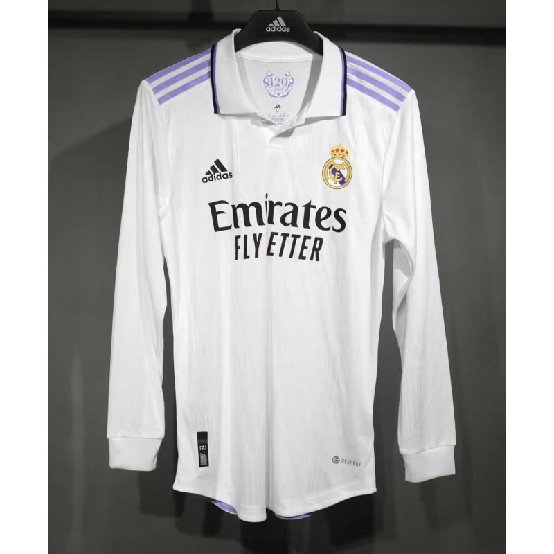 Real Madrid Retro Player Version Manga Larga Local 22-23 Real Madrid Retro Player Version Manga Larga Local 22-23