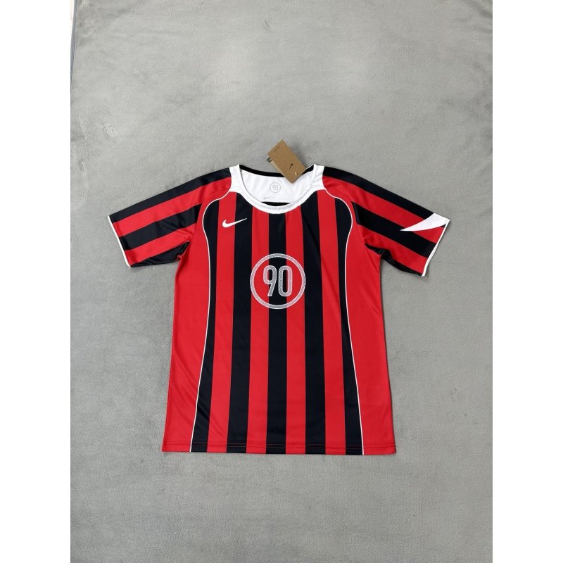 NK Total 90 Entrenamiento Roja Negra NK Total 90 Entrenamiento Roja Negra