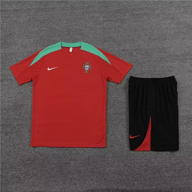 Kit Entrenamiento Portugal Roja Kit Entrenamiento Portugal Roja