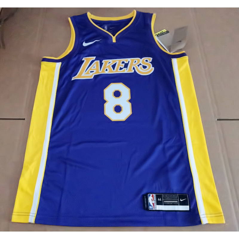 NBA Lakers BRYANT 8 NBA Lakers BRYANT 8