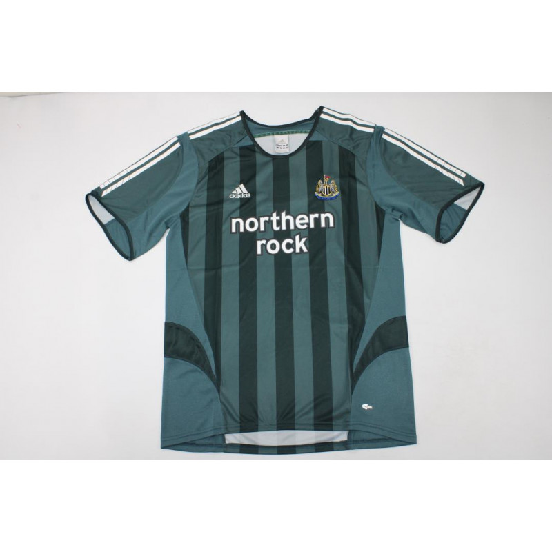 Newcastle Retro Visitante 05-06 Newcastle Retro Visitante 05-06