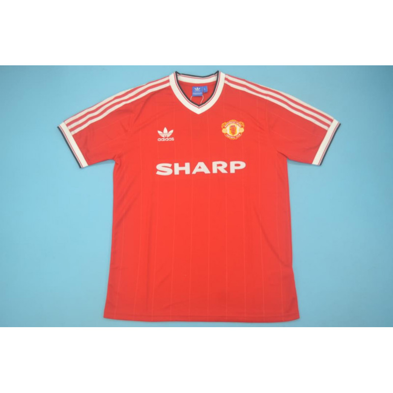 Manchester United Retro Local 84 Manchester United Retro Local 84